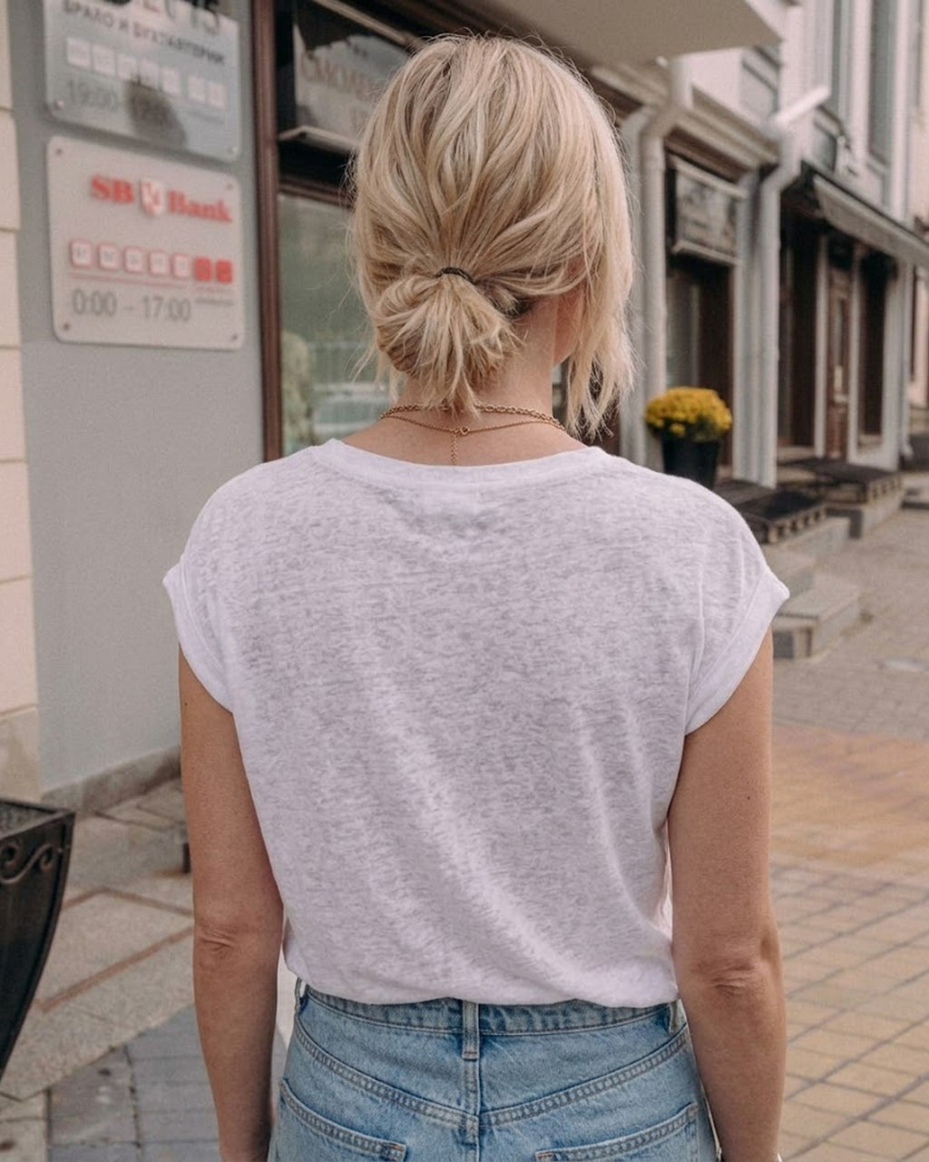 Lena V-Neck Cap Sleeve Top