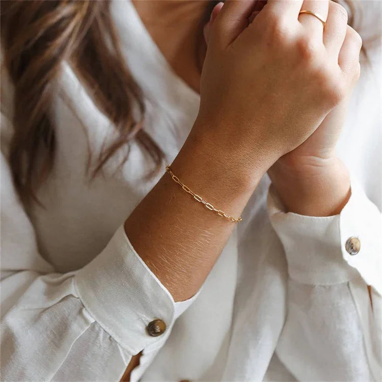 Aveline Oval Link Bracelet